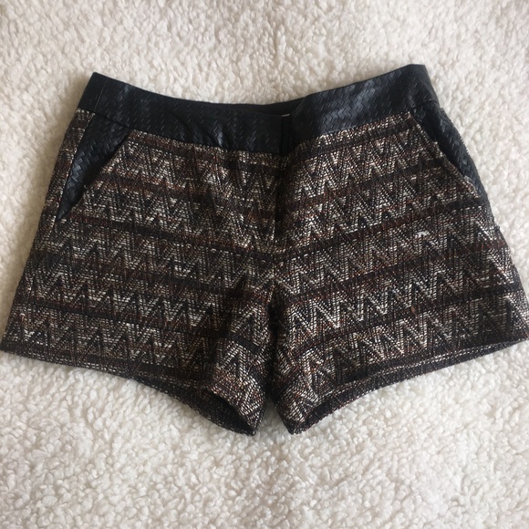 TRINA TURK Tribal Patterend Shorts - Picture 4 of 8